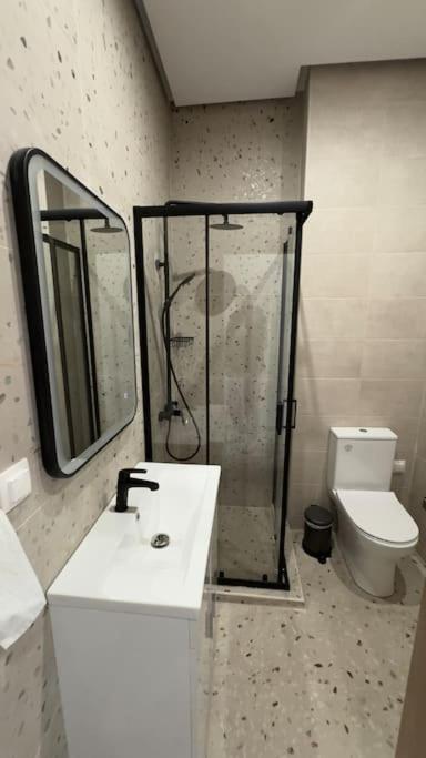 New Center Apartment Near Metro Афины Экстерьер фото
