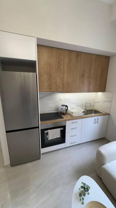 New Center Apartment Near Metro Афины Экстерьер фото