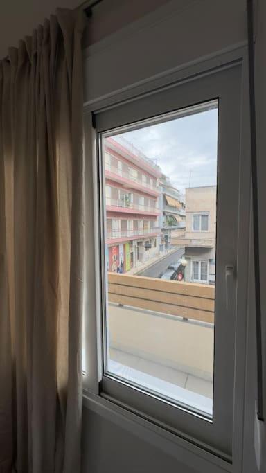 New Center Apartment Near Metro Афины Экстерьер фото