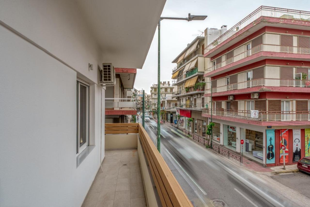New Center Apartment Near Metro Афины Экстерьер фото