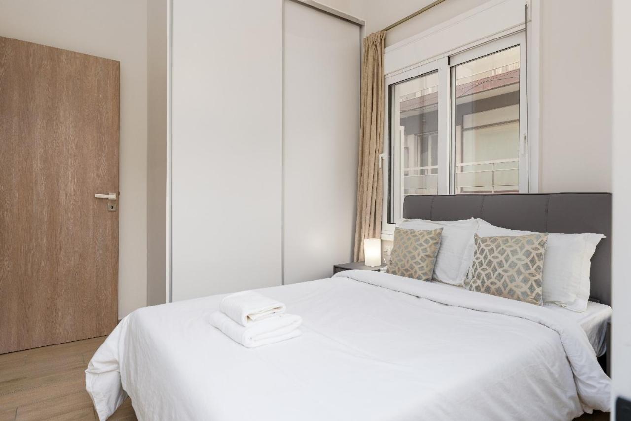 New Center Apartment Near Metro Афины Экстерьер фото