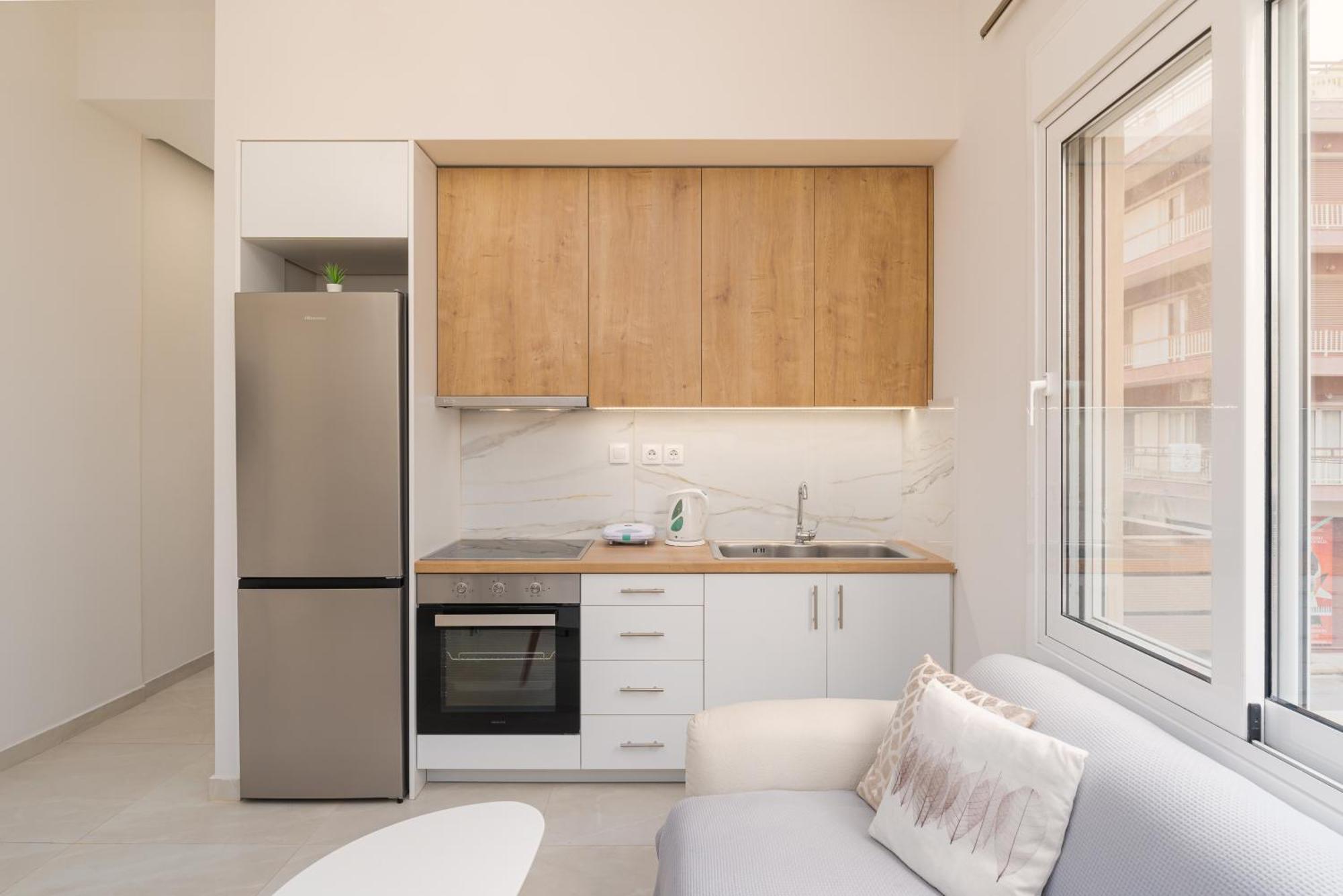 New Center Apartment Near Metro Афины Экстерьер фото